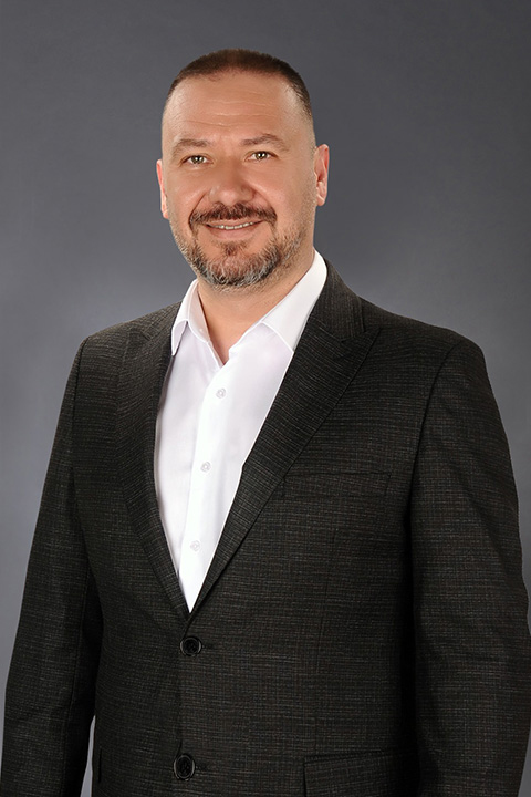 Engin Akbas